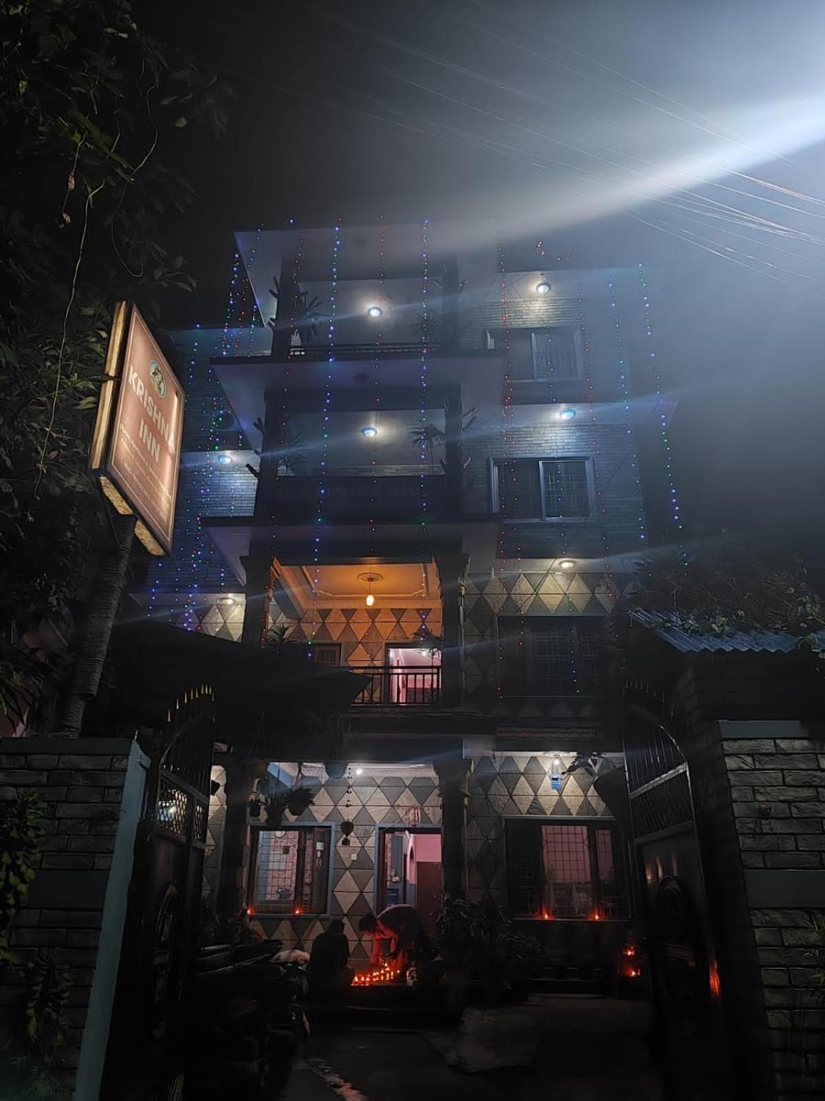 פוקהרה Krishna Inn מראה חיצוני תמונה